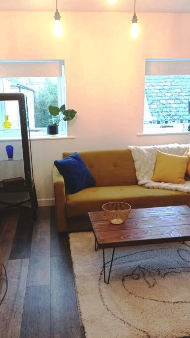 Juliet Beautiful 1 Bedroom, Central, Modern Space. Darlington  Exteriör bild